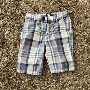 Children’s Place Size 12 Stylish pastel Plaid Short, Good condition